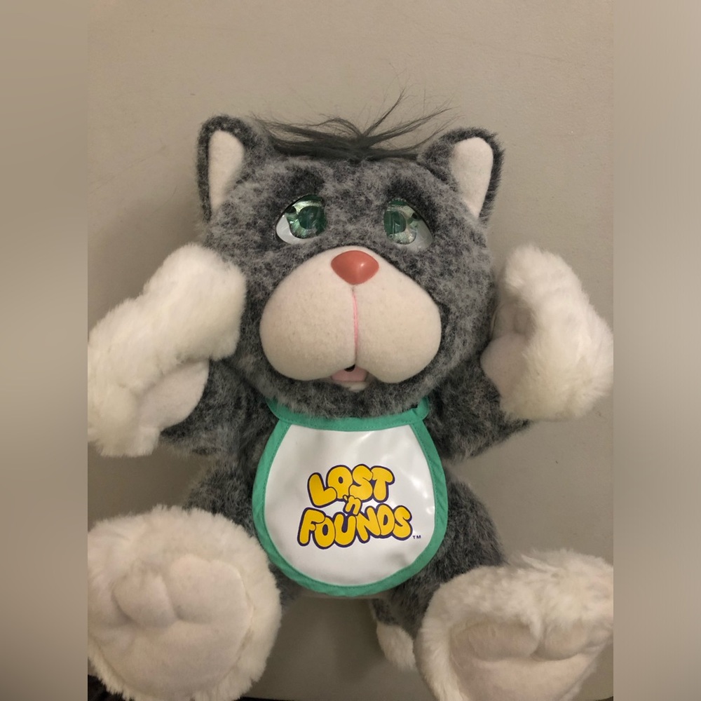 1989 Galloob Lost N Founds Crying Kitty
